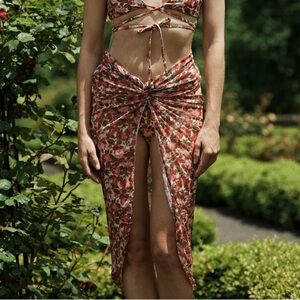 Sister Swim Uptown Pull On Cover Skirt in Rose NWOT